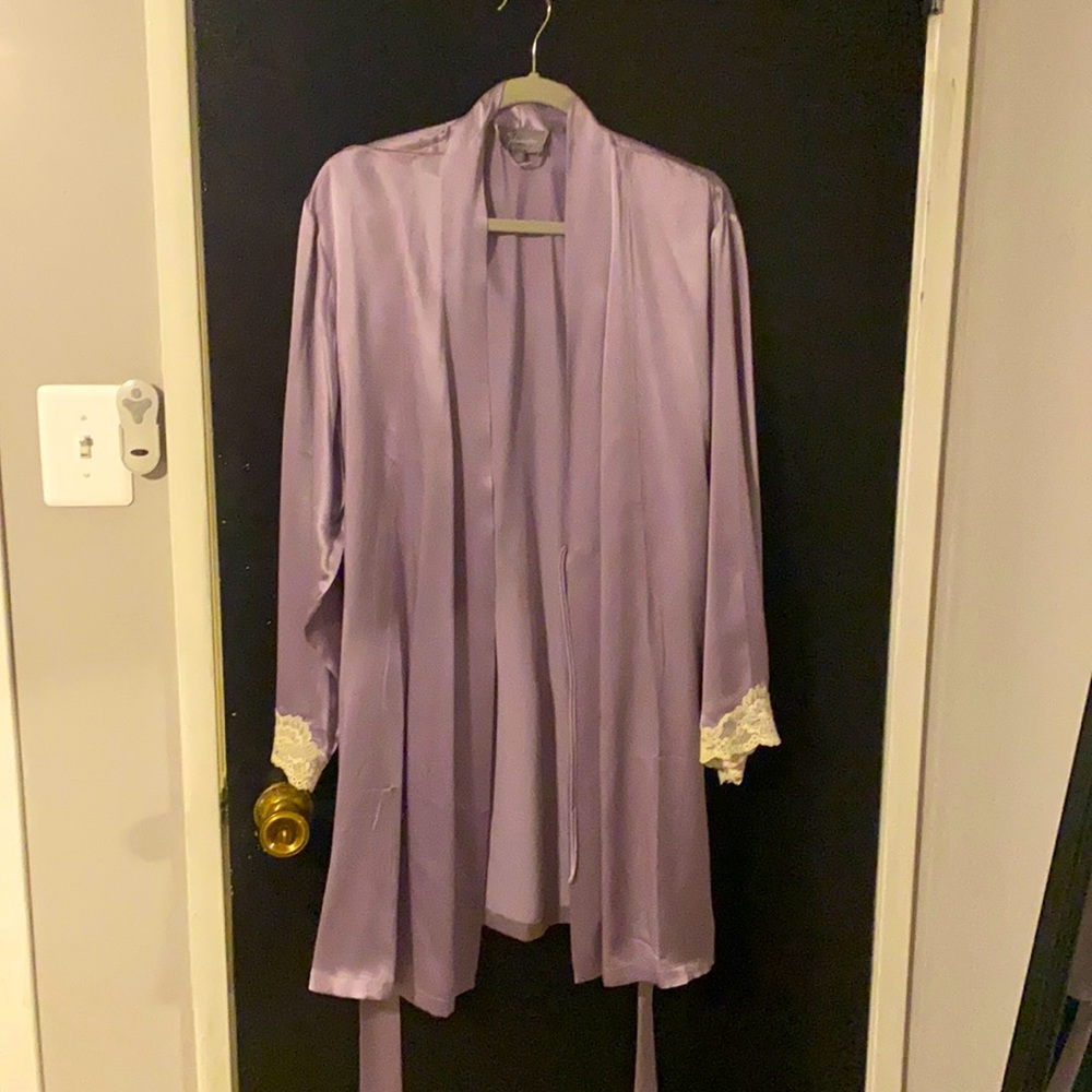 100% silk robe